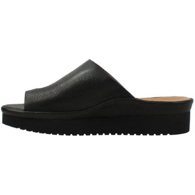 L'Amour Des Pieds Ahlina