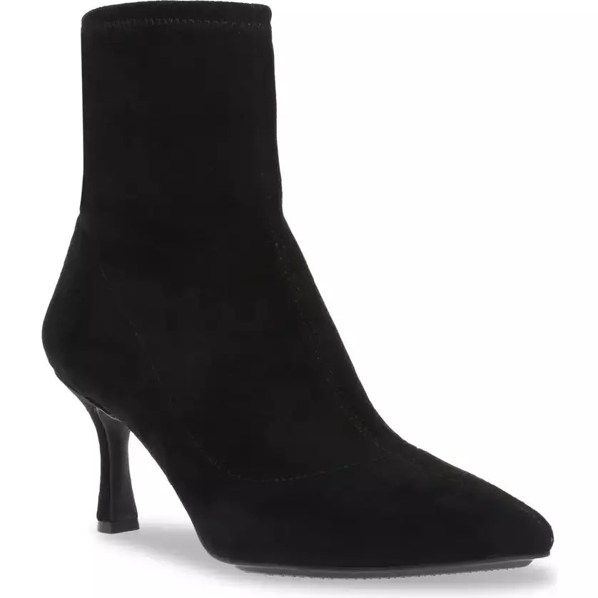 Anne Klein Reacher