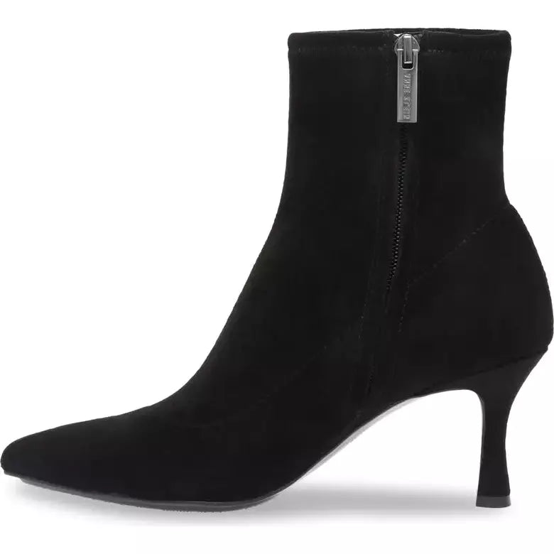 Anne Klein Reacher